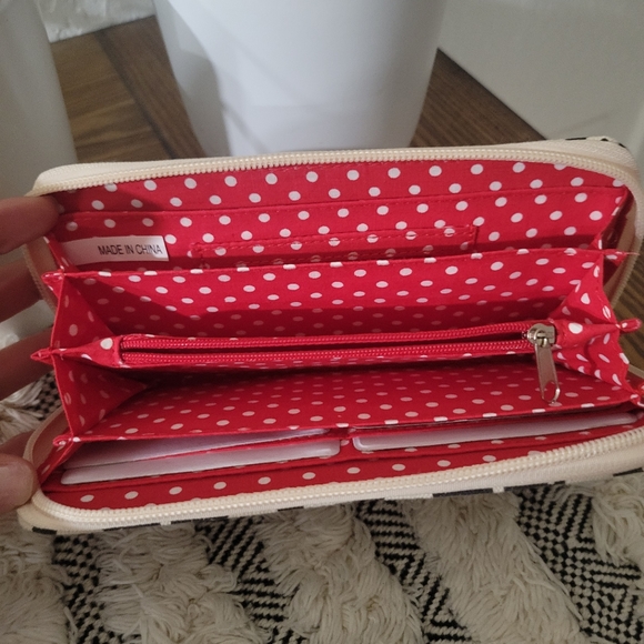 Wallet - Picture 2 of 2